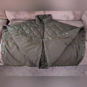 H&M Quilted Poncho XL